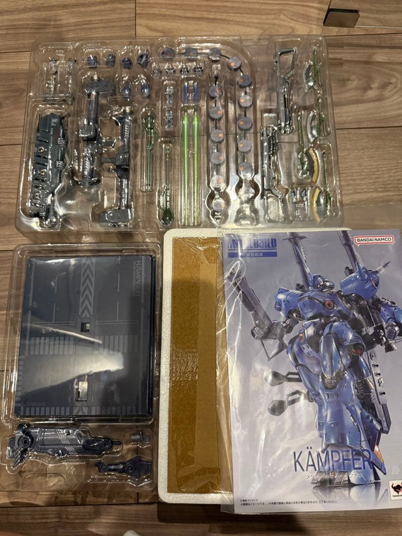 極美品　メタルビルド　ケンプファー
