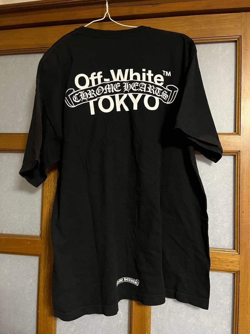 クロムハーツoff-whiteTシャツ　早い者勝ち【値下げ交渉いたします】