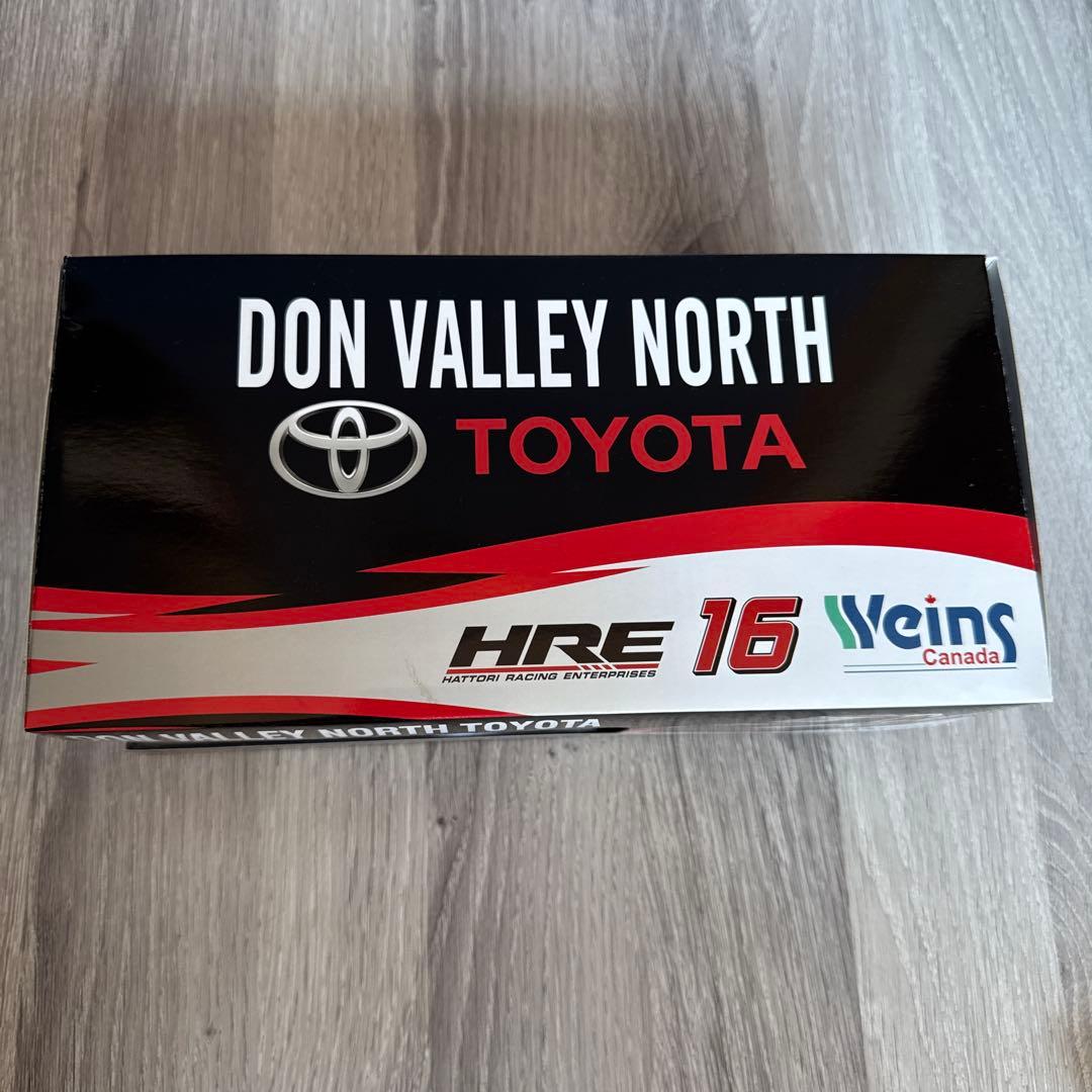 LiONEL Racing veins  トヨタ　タンドラ