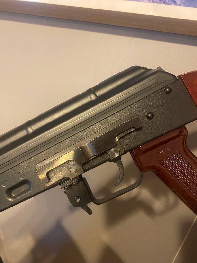 東京マルイ　ガスブローバックガン　AKM