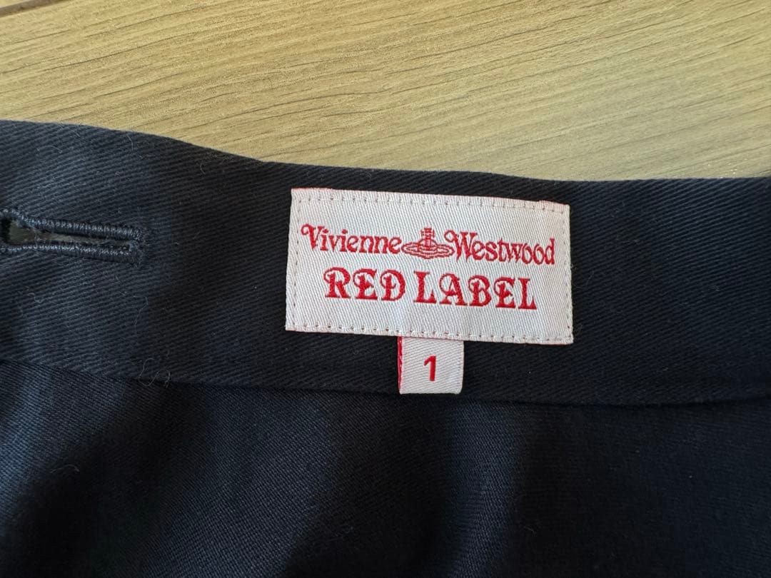 最終値下げ 美品 ヴィヴィアンウエストウッド　ヘムライン ランダム フレア
