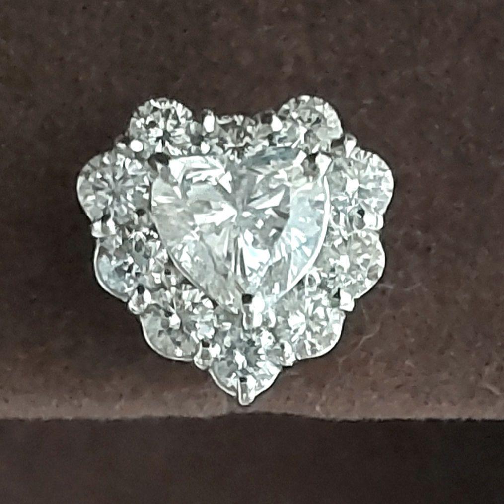 Marry　天然ダイヤモンド　ハートシェイプ　ピアス　pt900
