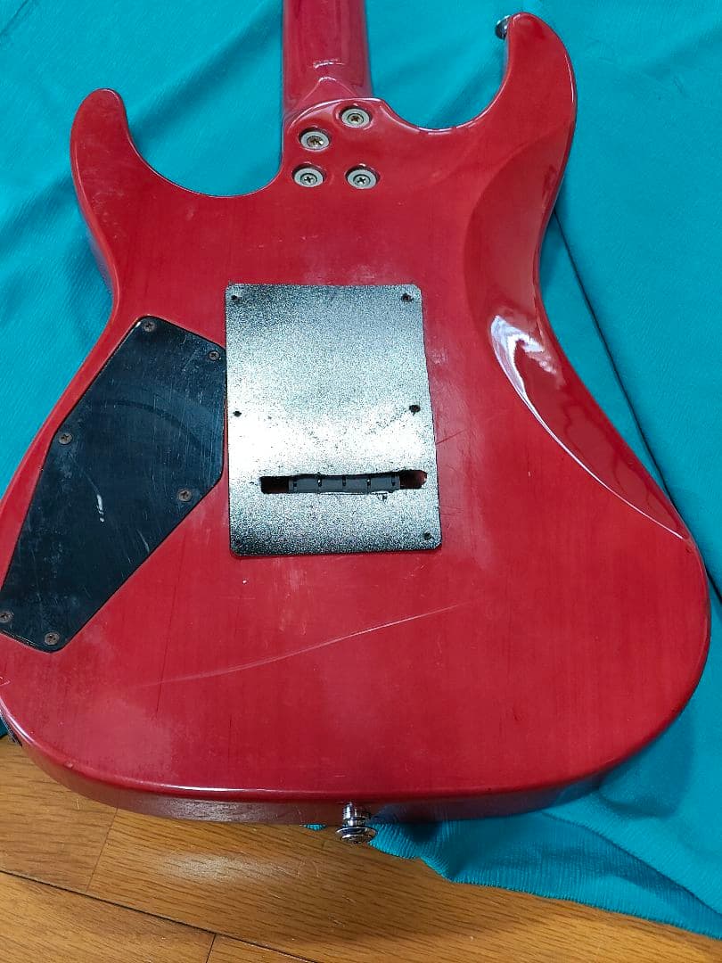 Grass Rootsフロイトローズ ブリッジモデル エレキギター レッド