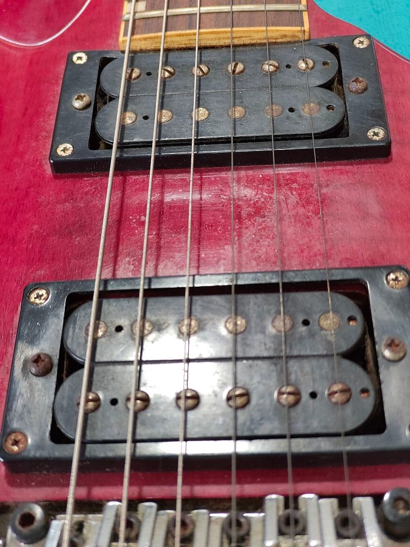 Grass Rootsフロイトローズ ブリッジモデル エレキギター レッド