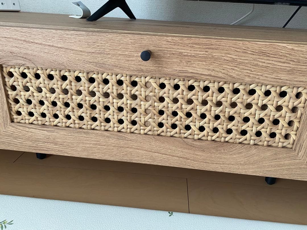 送料込み！LOWYA 【幅180】ラタン調 スチール脚テレビボード　完成品