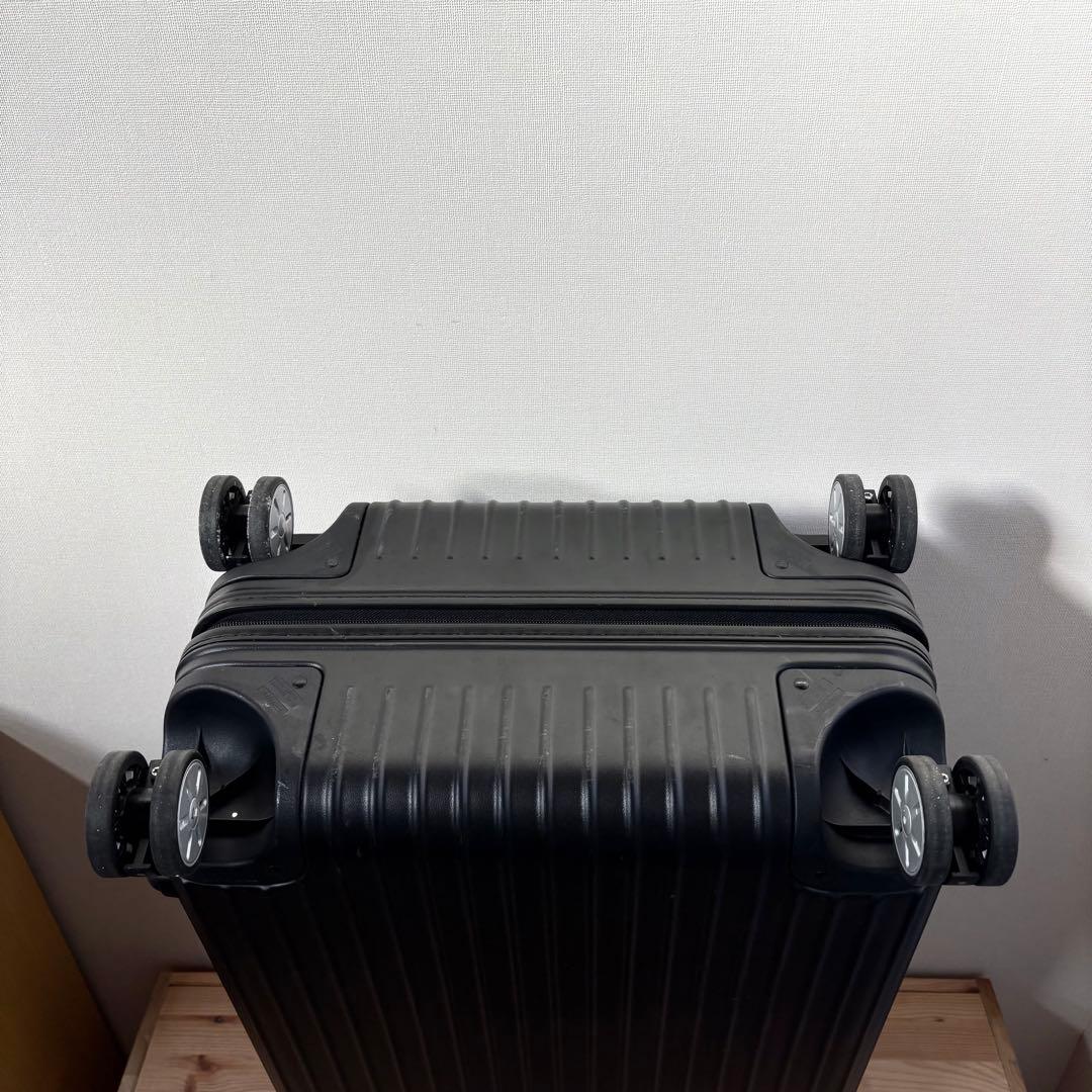 美品 RIMOWA SALSA 87L キャリーケース　マットブラック　4輪
