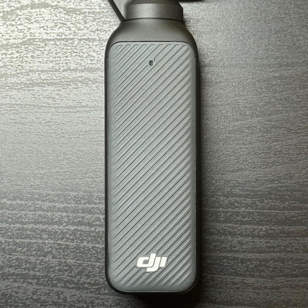 DJI Osmo Pocket 3 本体（ミニ三脚付き）