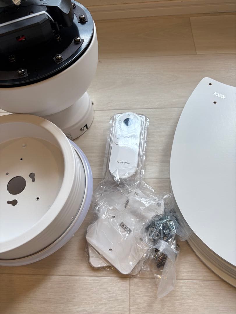 専用　⭐︎シーリングファンライト 6枚羽根 ventota pula22 ホワイト