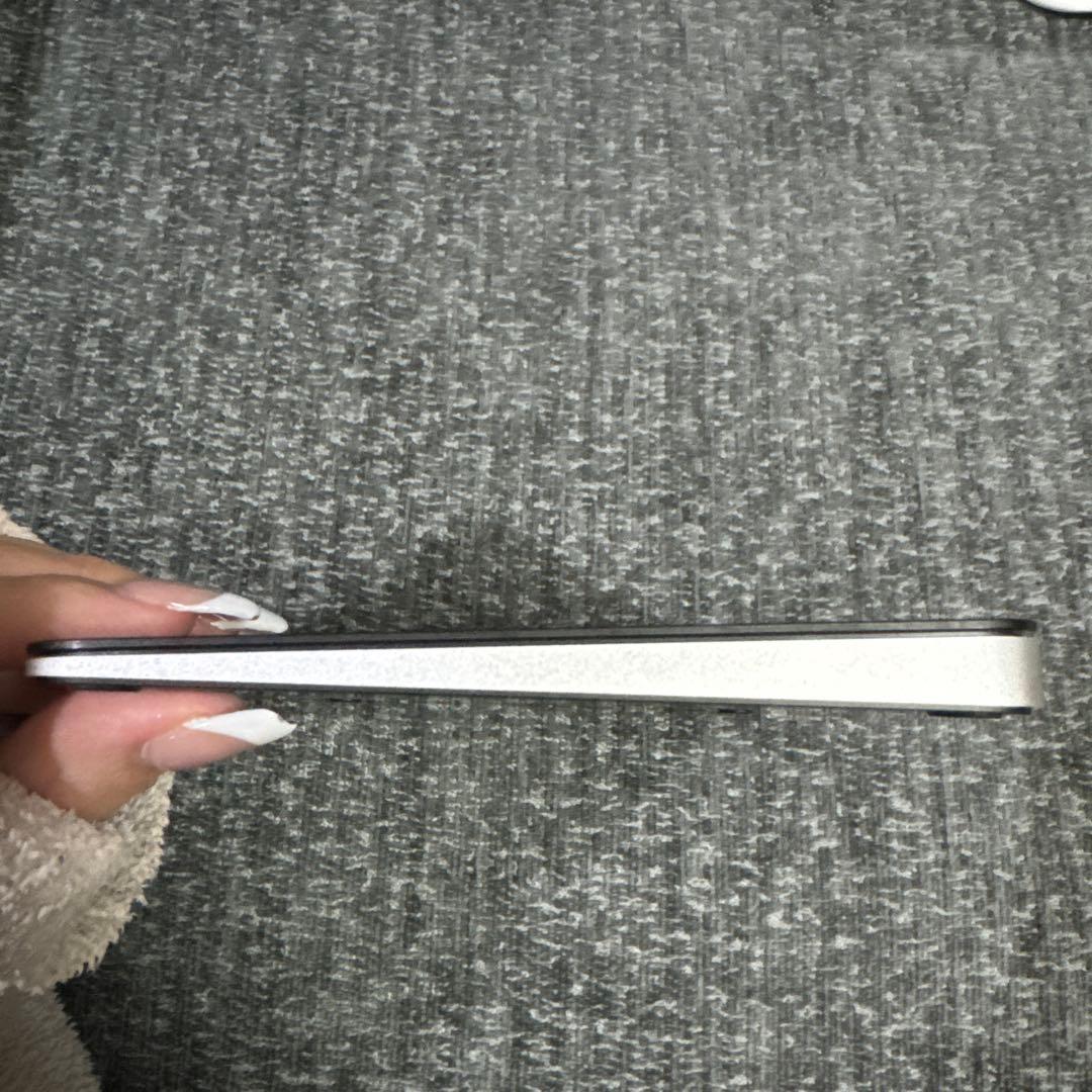 Magic Trackpad USB-C ブラック　Multi-Touch対応