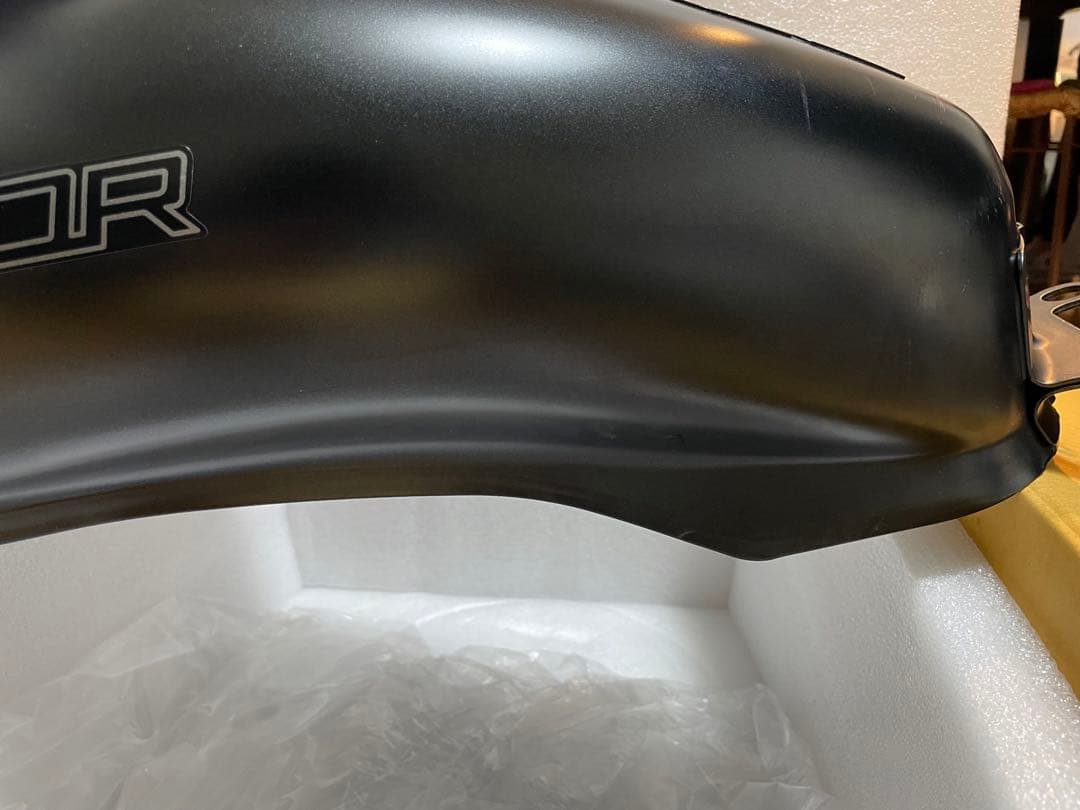 Kawasaki 新型Eliminator 黒 タンク タンクパッド付き