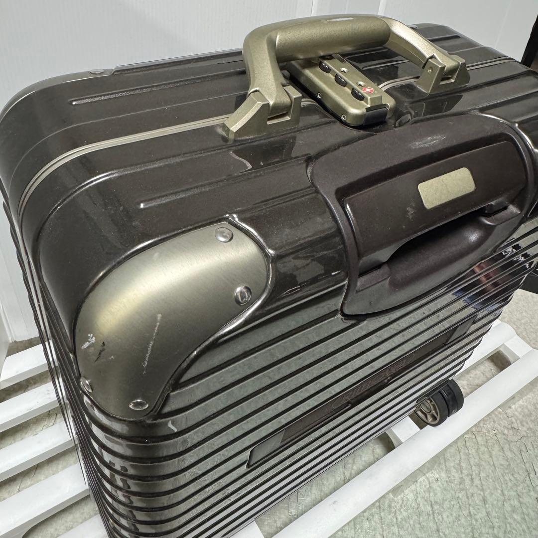 リモワ リンボ 27L (要修理)