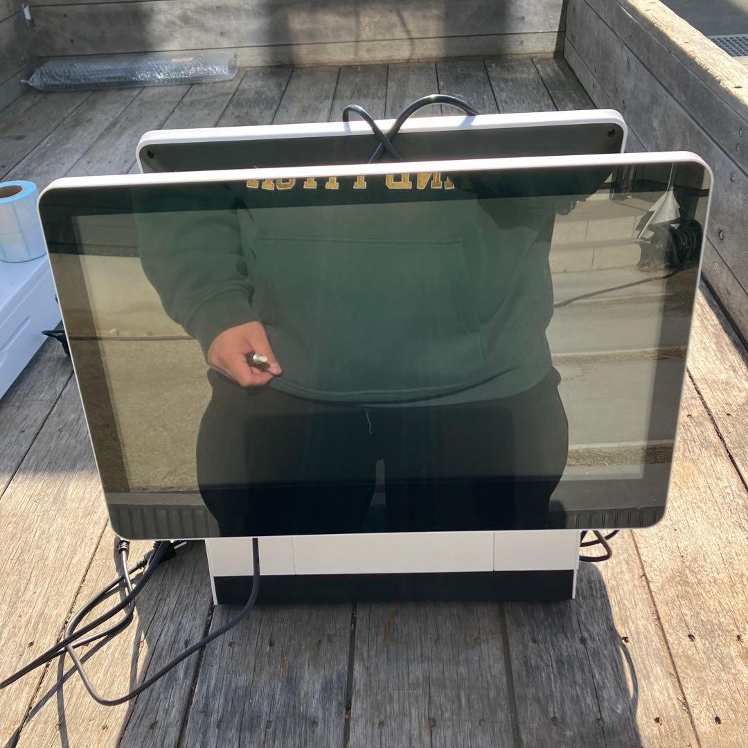 POSレジスタンドと周辺機器一式