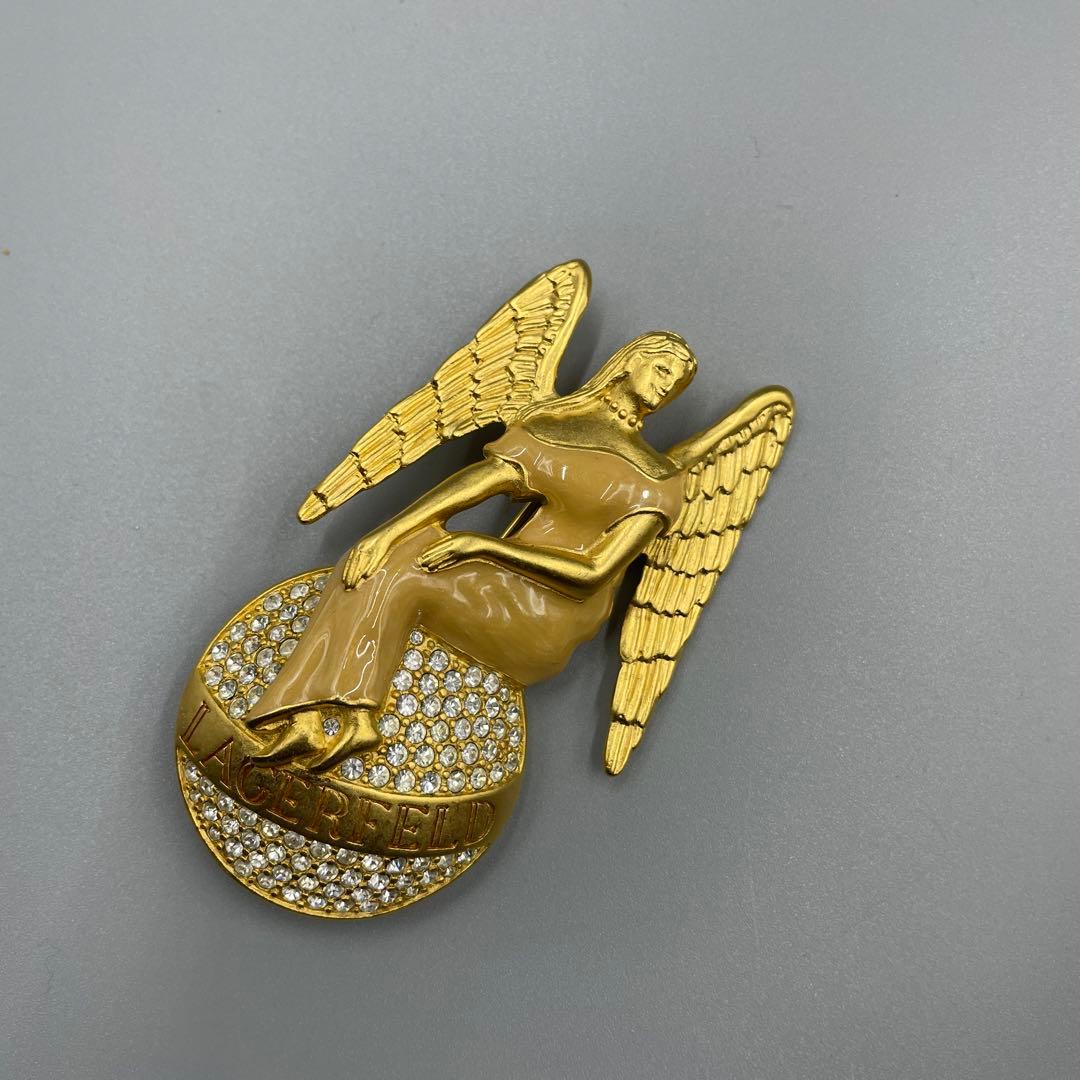 049 Karl Lagerfeld 天使のブローチ