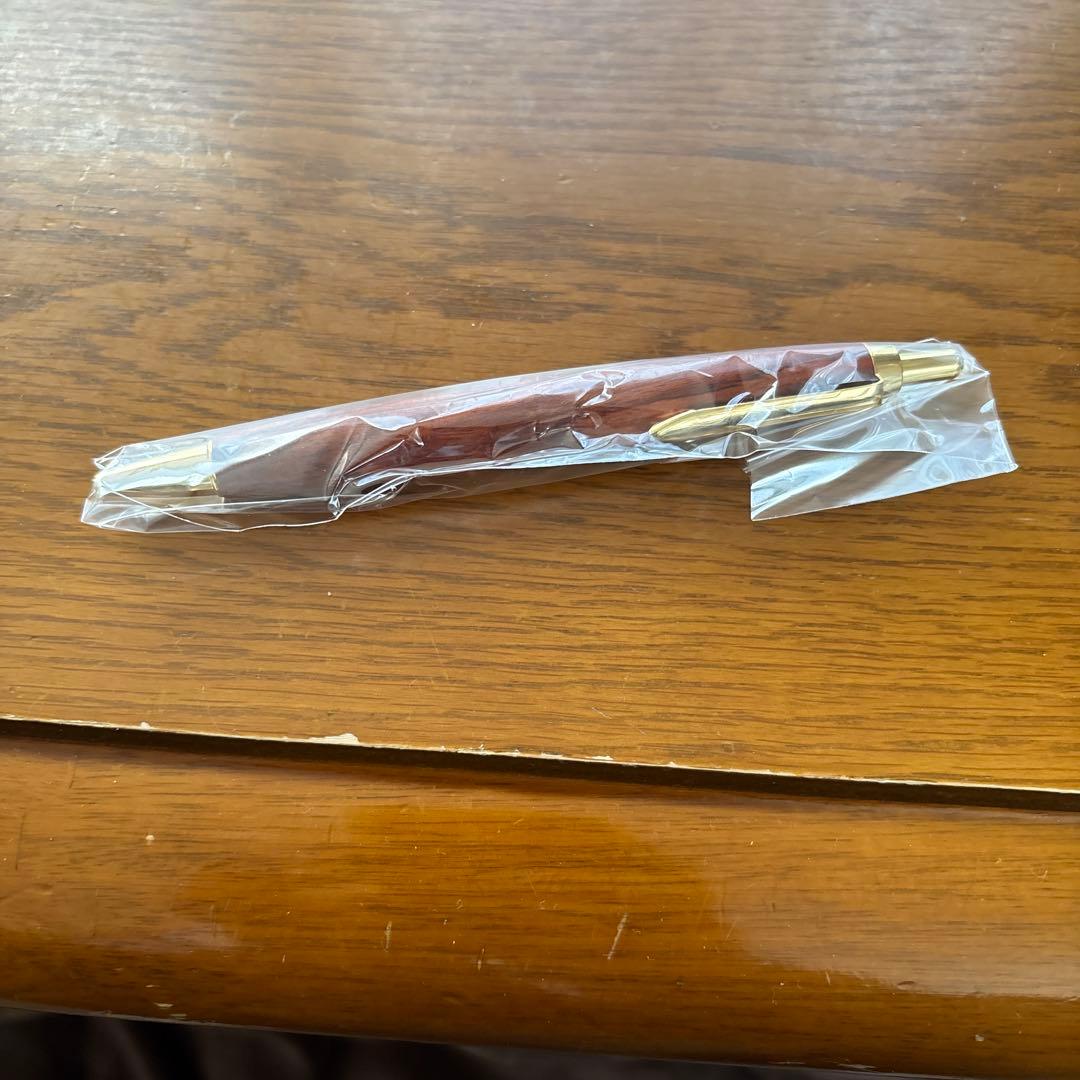 木製ボールペン 金色金具