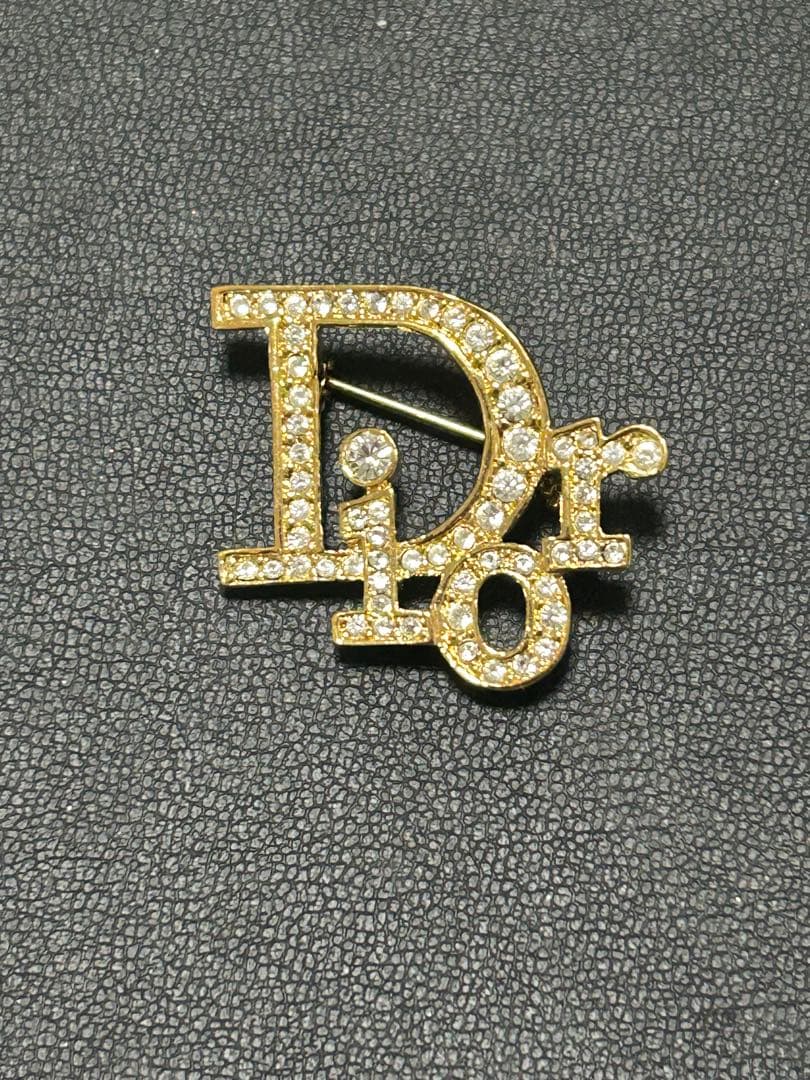 ディオール Dior ゴールド ロゴ ブローチ