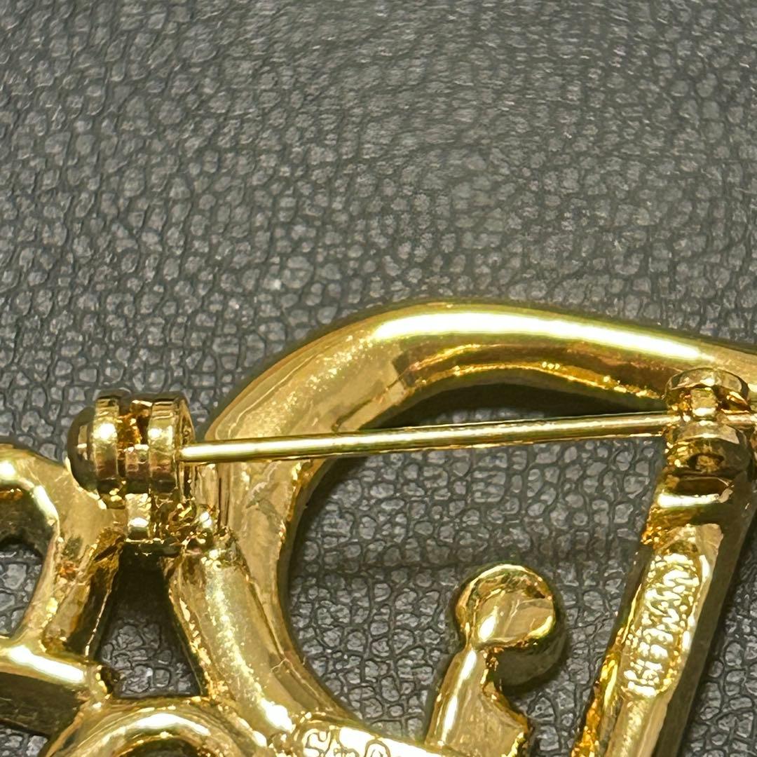 ディオール Dior ゴールド ロゴ ブローチ