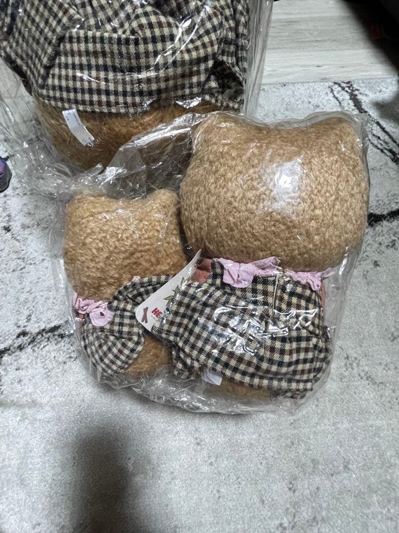 コーヒーカップ付きハローキティのぬいぐるみ3体セット