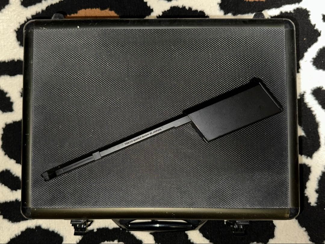 電動ガン　M93R 専用アタッシュケース付き