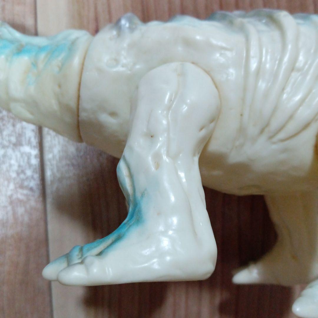 ステゴン　帰ってきたウルトラマン　ブルマァク　復刻　ソフビ　フィギュア