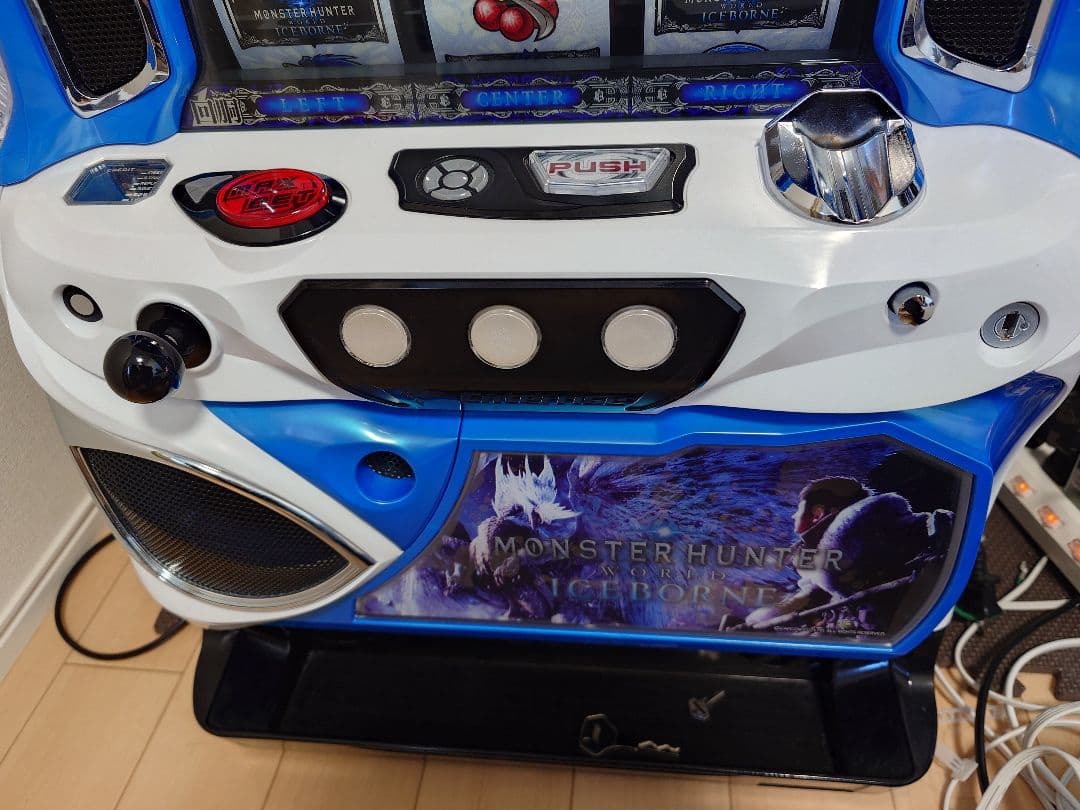 送料込　実機　モンスターハンター アイスボーン