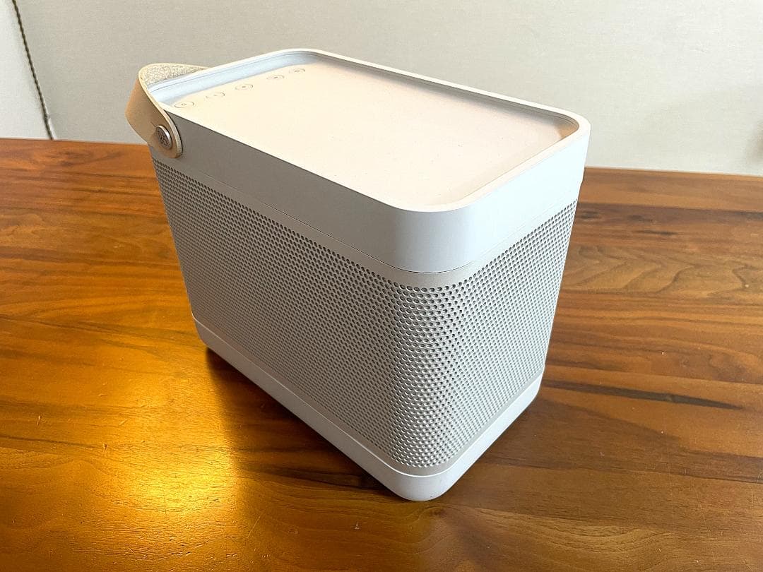 B&O ワイヤレススピーカー ホワイト