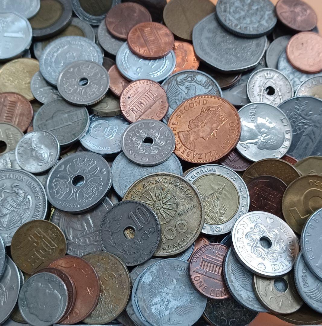 重さ約1.7kg分の海外(外国)硬貨