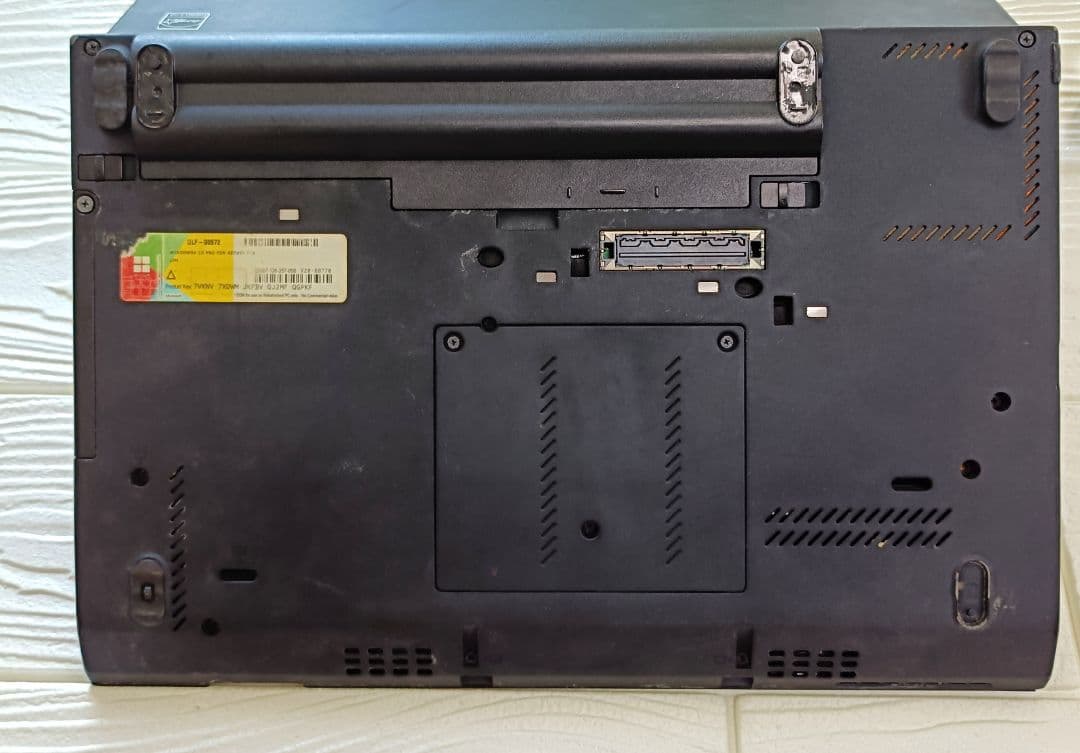 Lenovo ThinkPad 本体 バッテリー、充電器付