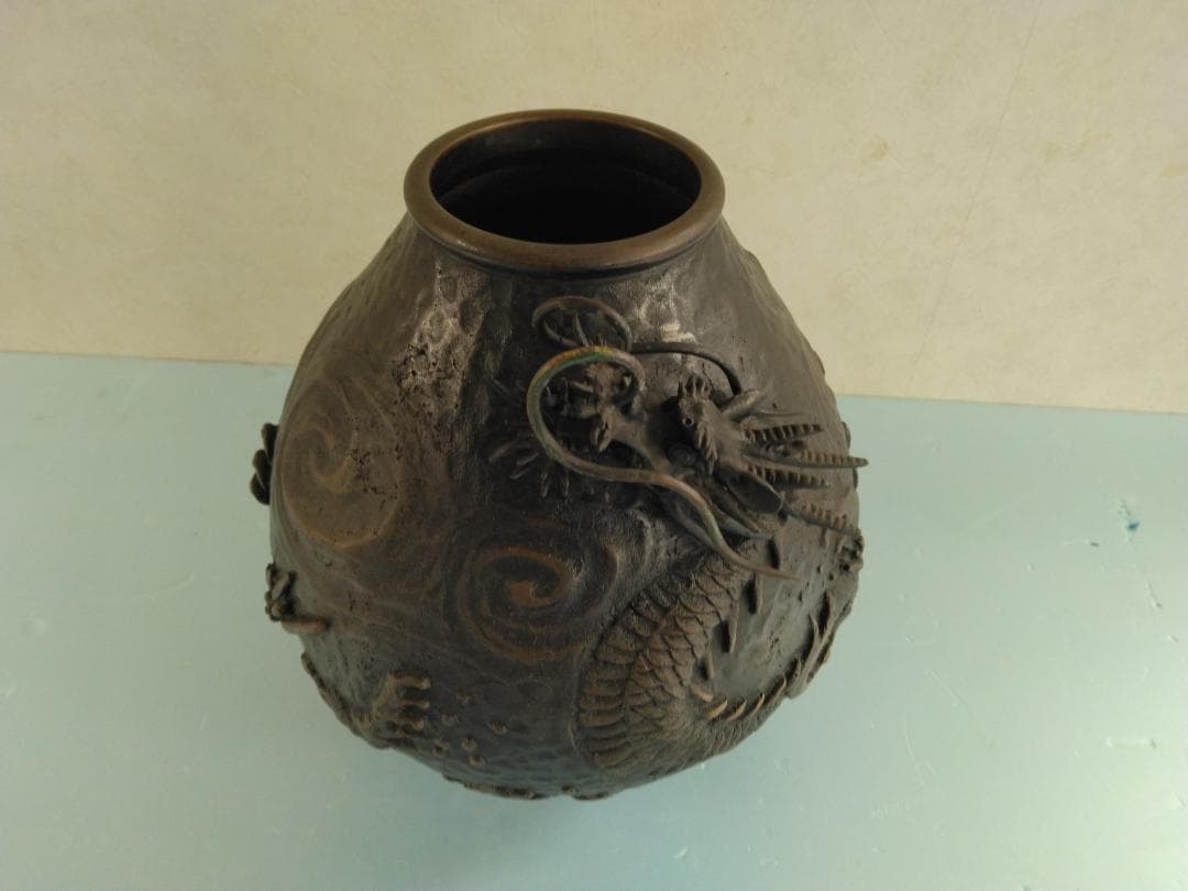 むすび　【花瓶】銅製　米田秀保造作　雲龍