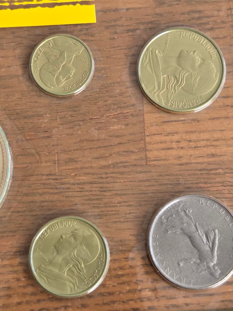 (プルーフライク)　フランス　モネ·ド·パリ　FDC セット　1976