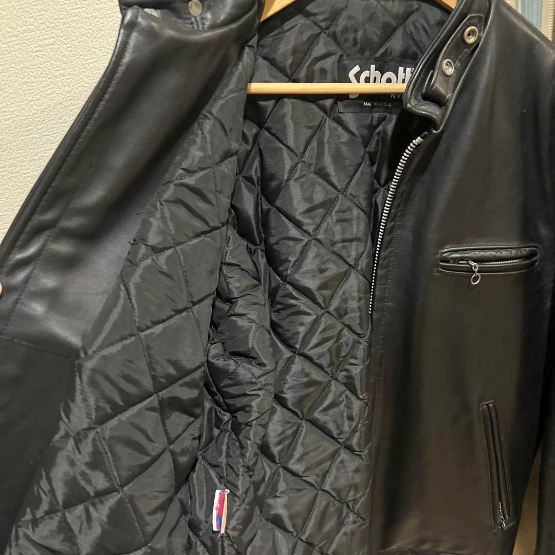 いいさん Schott シングルライダース