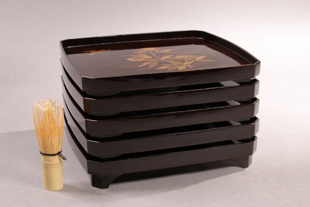 CH74 時代木製漆器 花鳥金蒔絵 黒塗吸物膳 五客 足付 隅切四方膳 盆 梨地