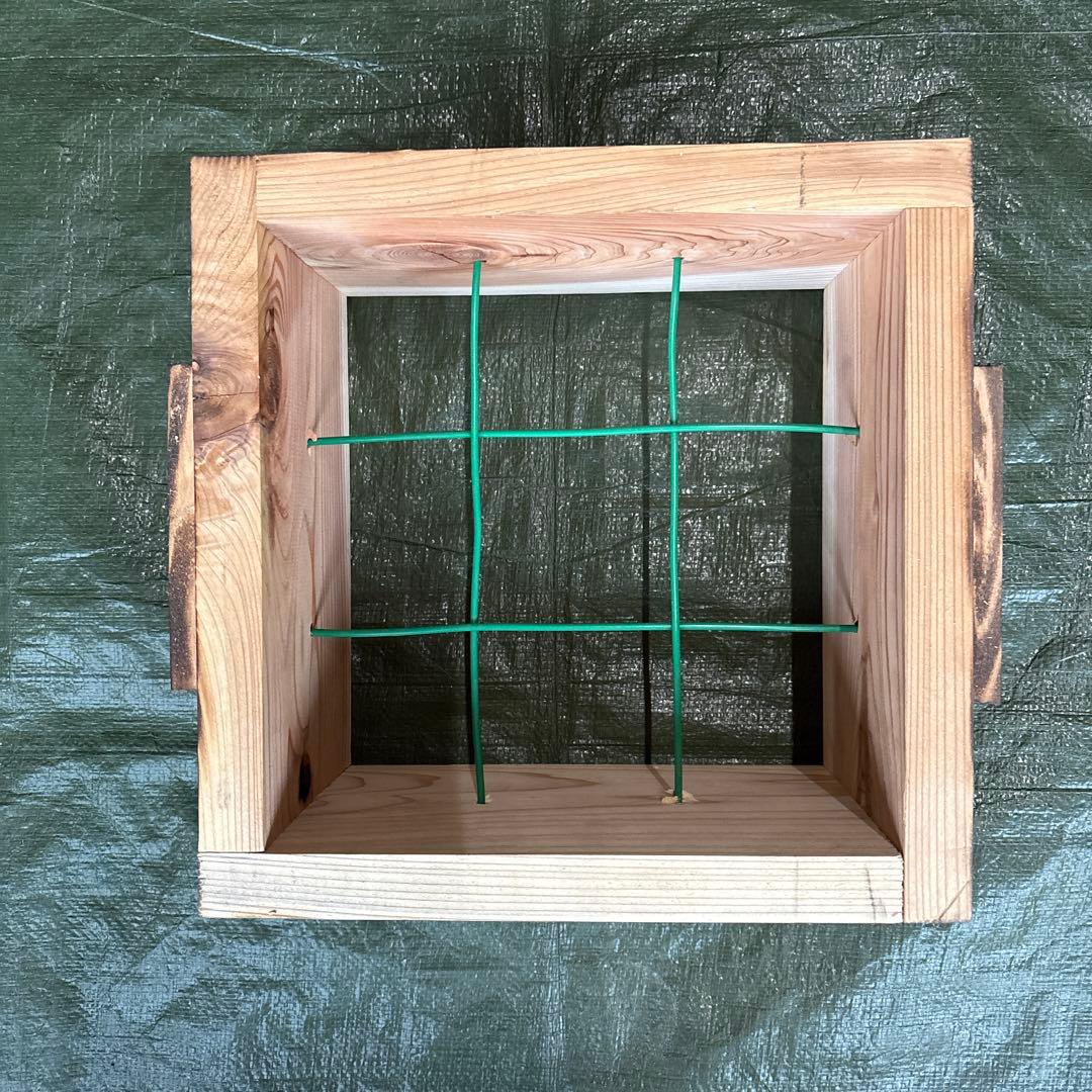 ミツバチ巣箱　25ーB−158