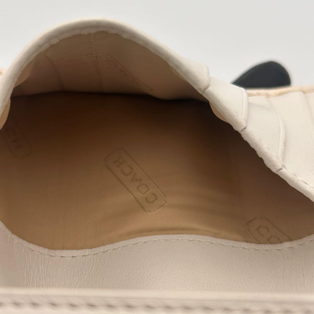 ✨美品✨ COACH コーチ 二つ折り財布 ホワイト シグネチャー 折り財布