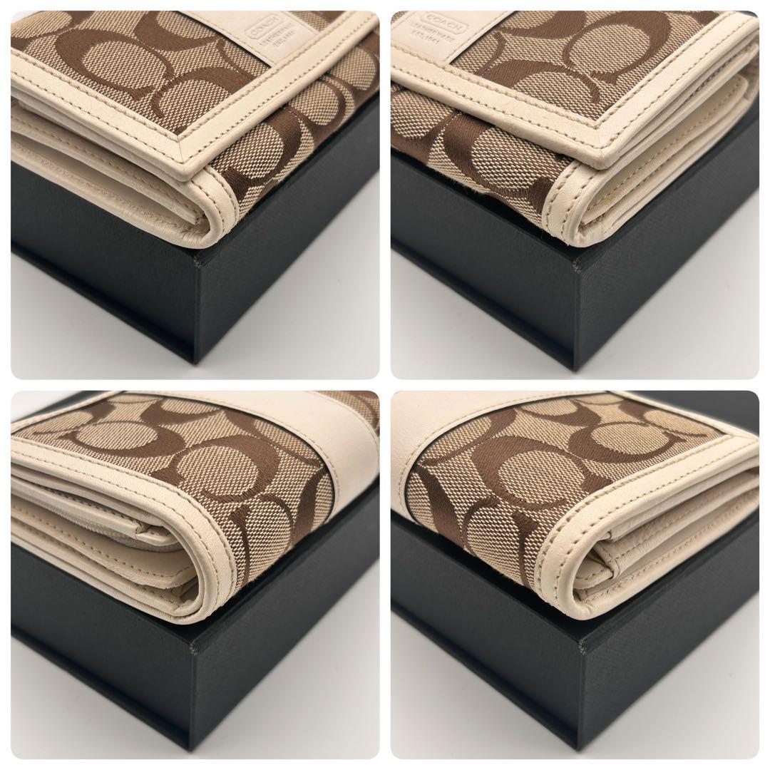 ✨美品✨ COACH コーチ 二つ折り財布 ホワイト シグネチャー 折り財布