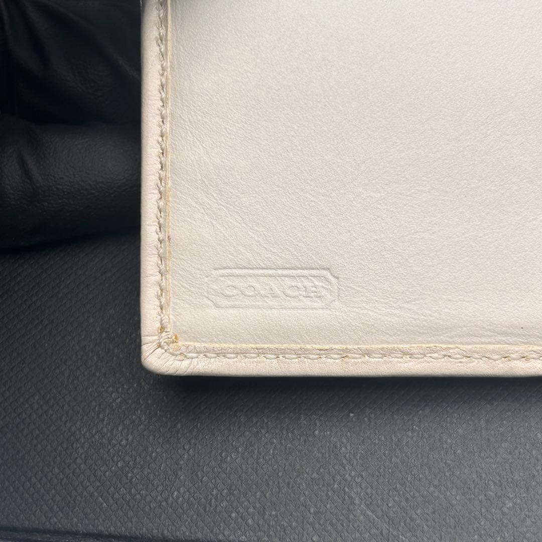 ✨美品✨ COACH コーチ 二つ折り財布 ホワイト シグネチャー 折り財布