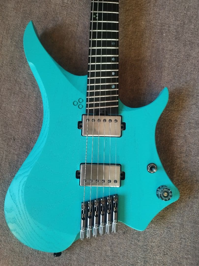 GOC Guitars Ilumina 6弦マルチスケール