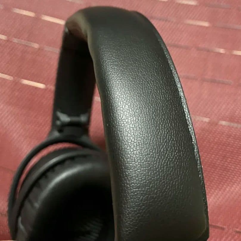 ヘッドホン QuietComfort35