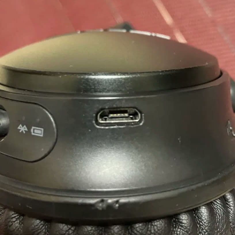 ヘッドホン QuietComfort35