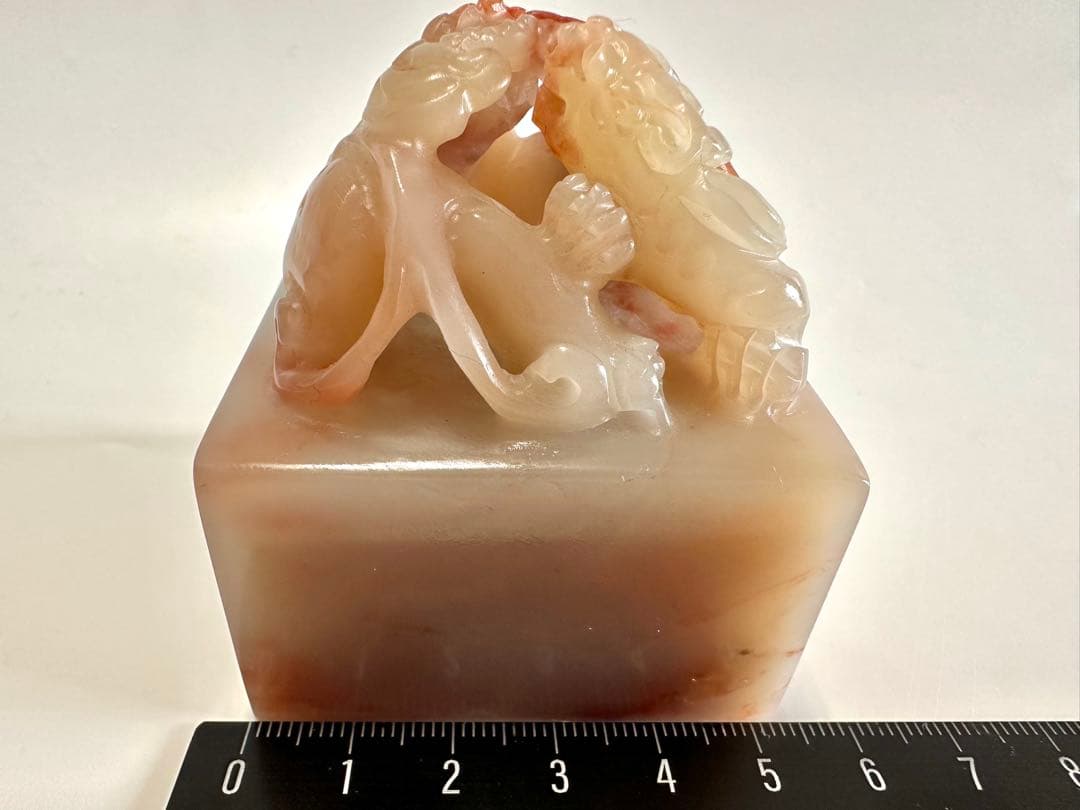 【螭虎献芝】 古獣　美品　ラオス 老挝 水凍　印材 落款 遊印 雅号　大材