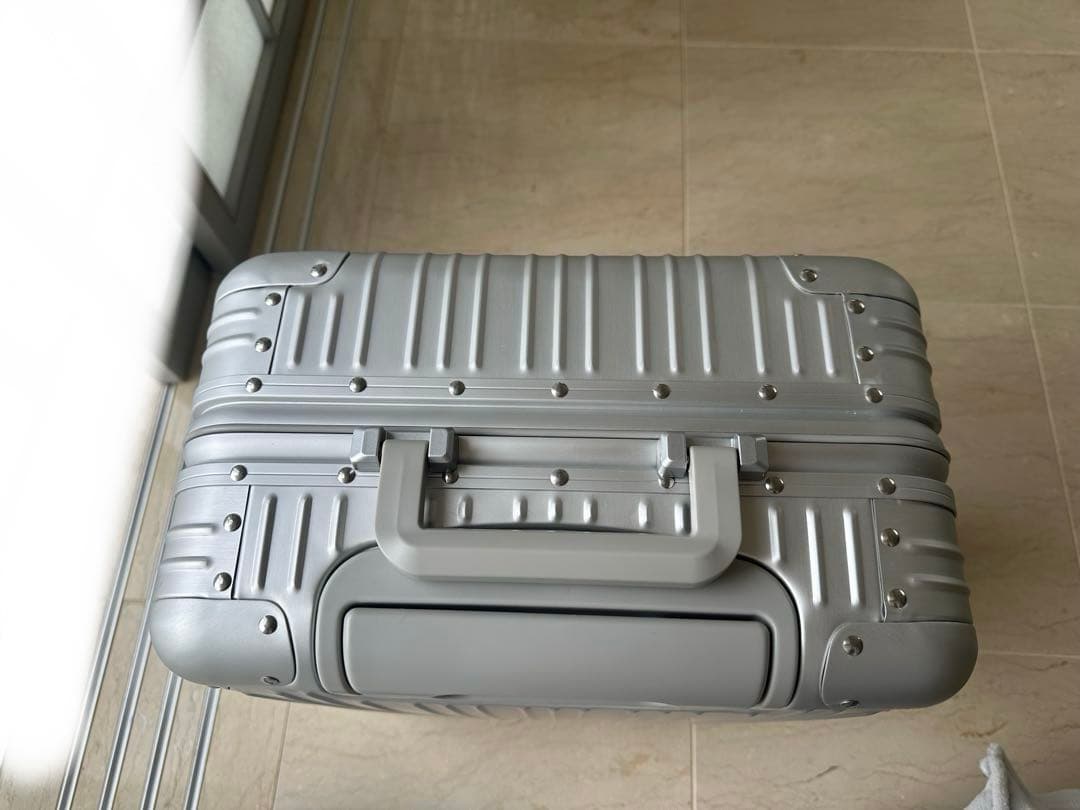 Mercedes-Benz ベンツ　スーツケース　シルバー