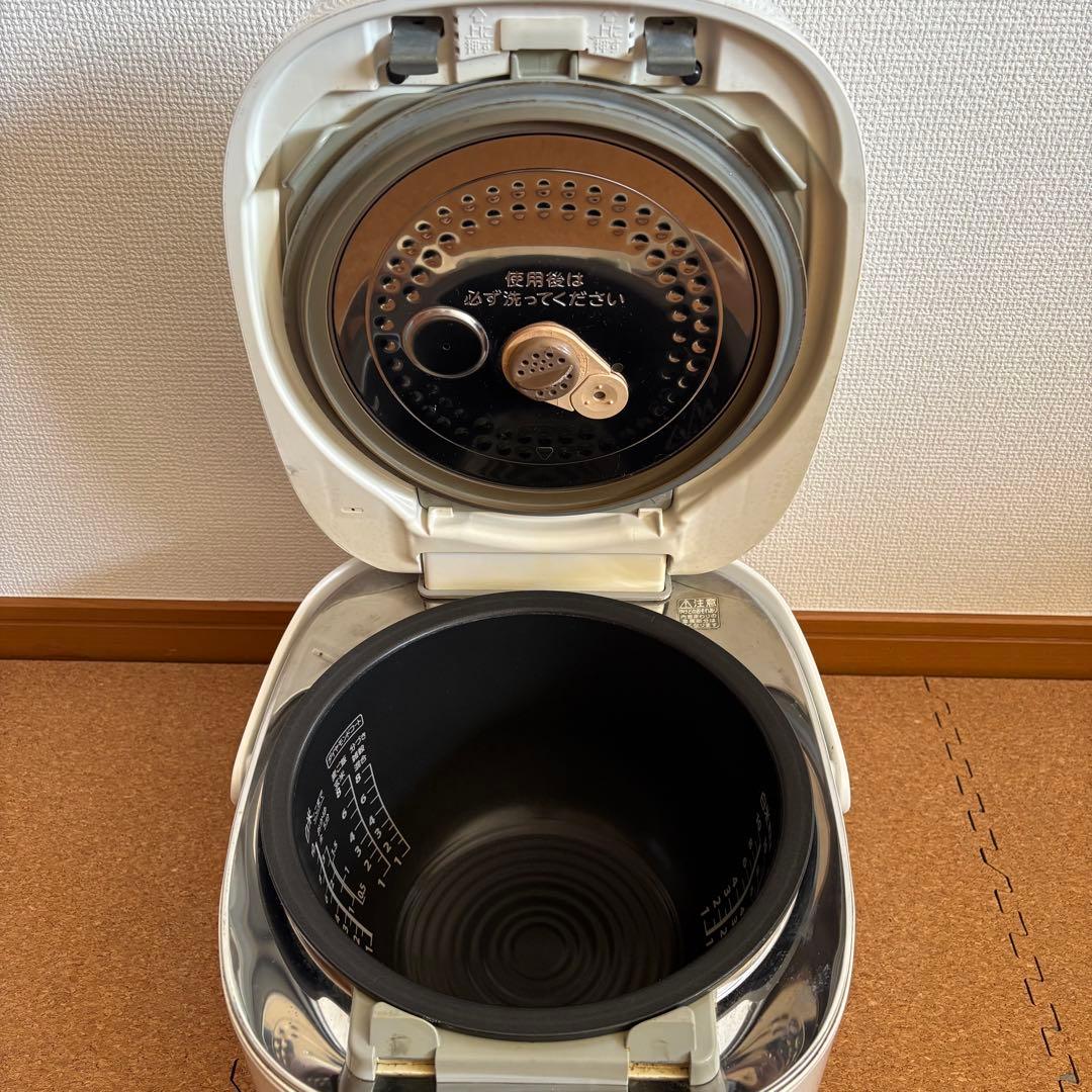 【良品】TOSHIBA RC-18VQL 10合 真空圧力IH ジャー炊飯器