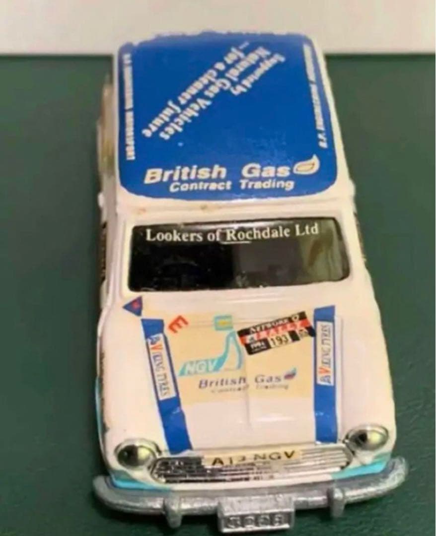 トミカ ミニクーパー トラフィック特注 Business Gas