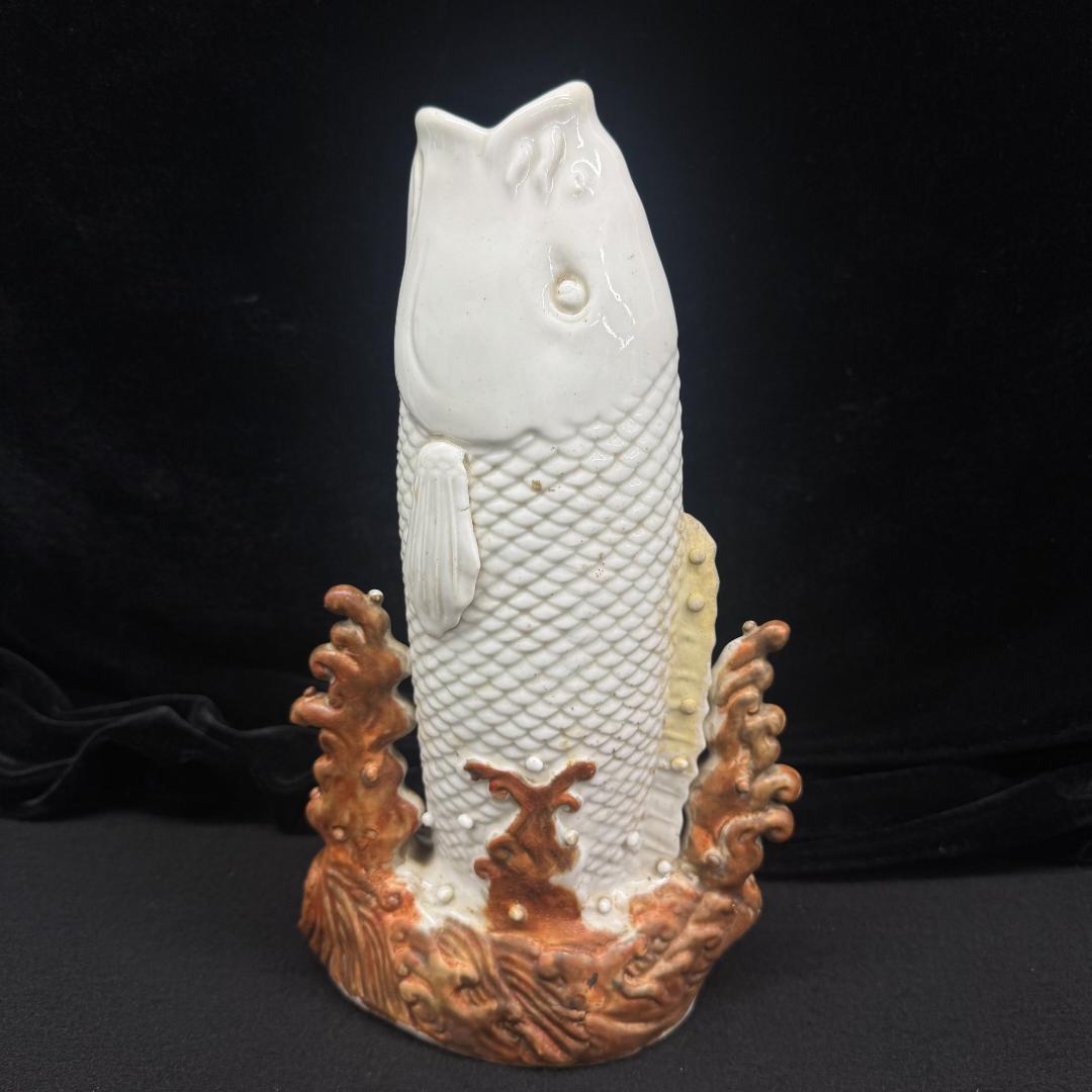 平戸焼 鯉 滝登り　平戸　花瓶 時代物 骨董古美術 30cm