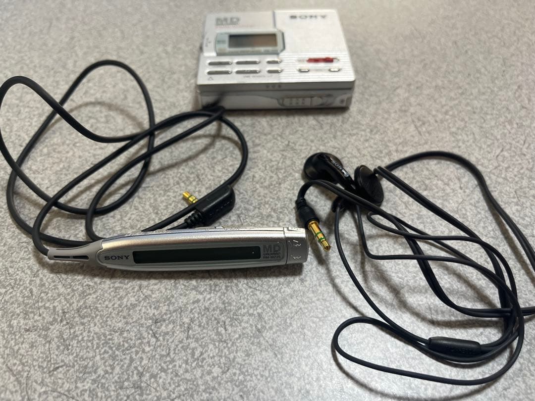 SONY ポータブルMDレコーダー MZ-R90