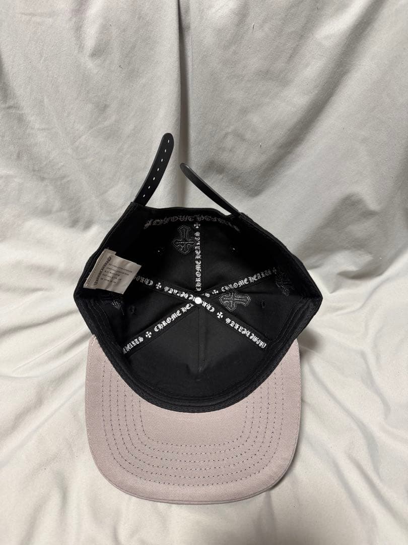 Chrome hearts 刺繍ロゴ ベースボールキャップ ブラック/グレー