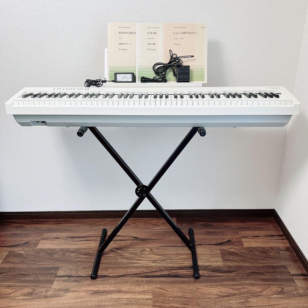 2023年製 Roland FP-30X 電子ピアノホワイトスタンドペダル 楽譜
