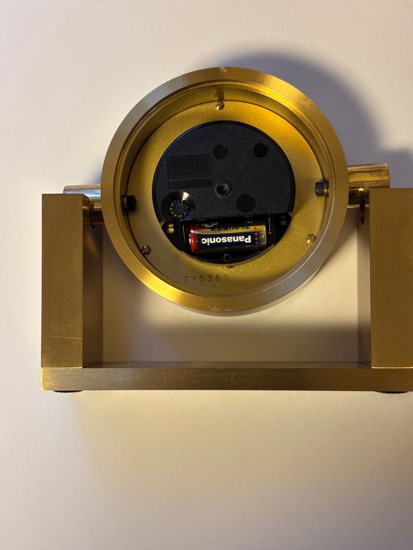 美品ティファニーTiffany & Co. 置時計稼働中です