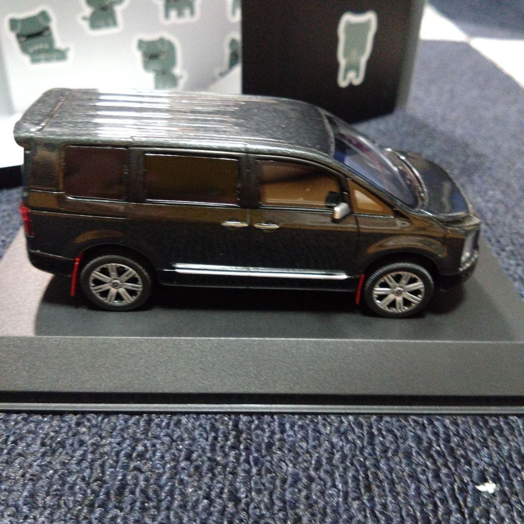 京商 1/43 三菱デリカ D:5 グレーメタリック