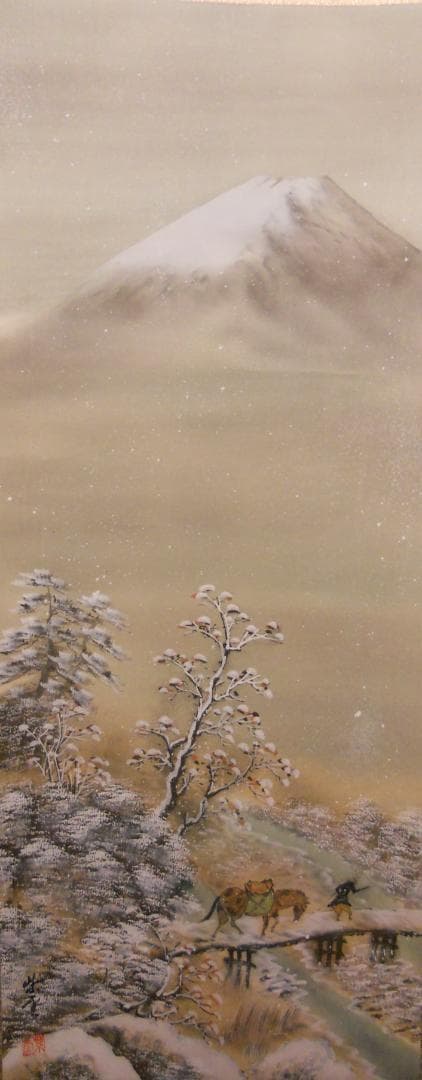 掛け軸 紫雲 富士冬景之図 絹本 希少 軸装 茶道具 掛軸 美品 です。