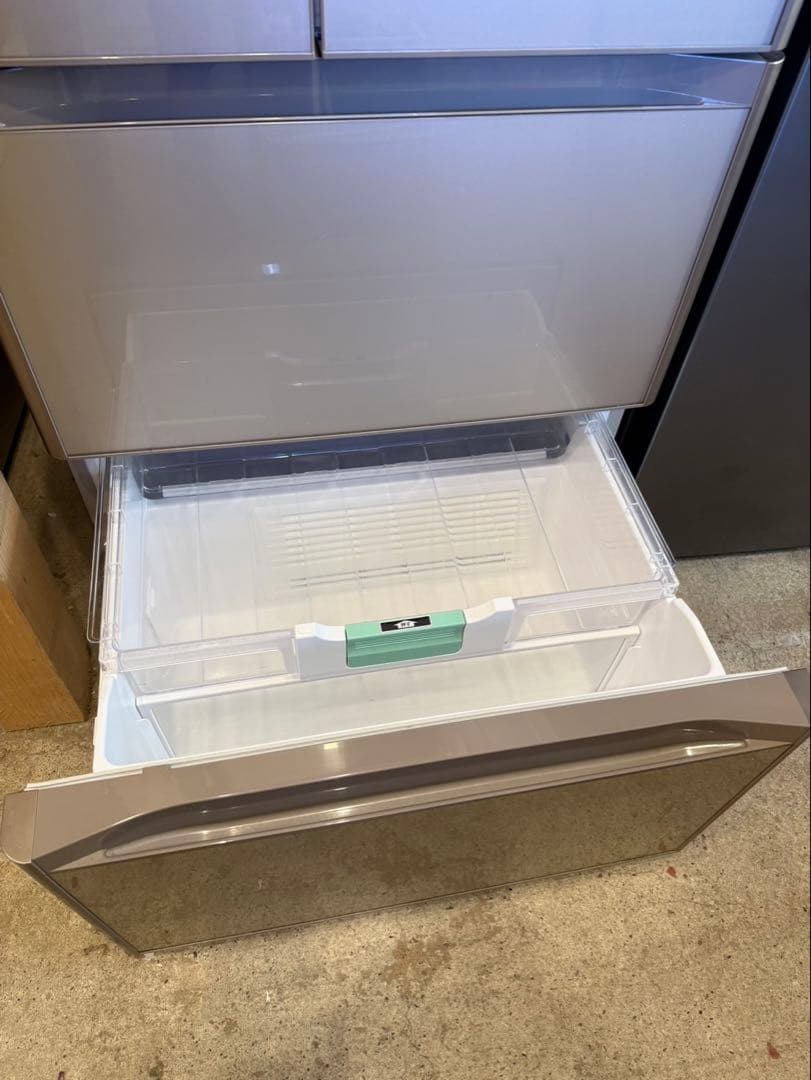 日立　HITACHI　2015年製　6ドア　大容量　大型　冷蔵庫　517L